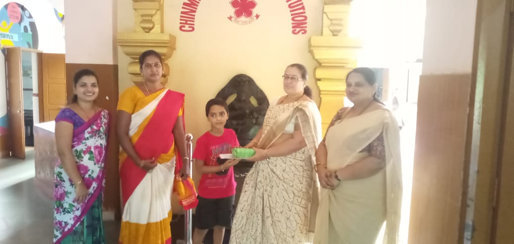 Athreya S M - IV std ( IInd Prize)