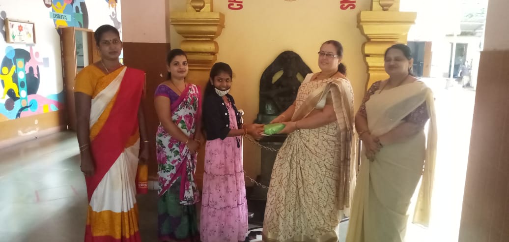 Vasundhara D.M - V Std ( Ist Prize)
